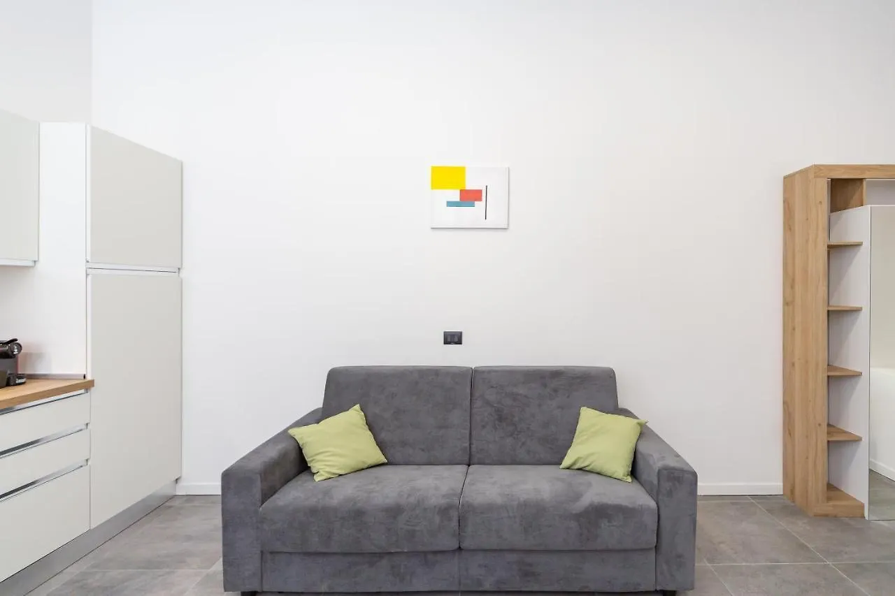 Semesterbostad Khl Apartments - Sansiro, Milano