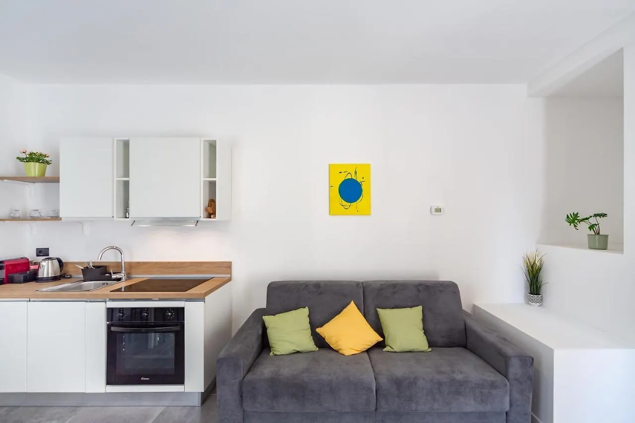 Khl Apartments - Sansiro, Milano Holiday home Milan
